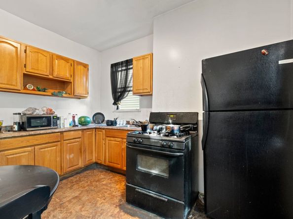 217 Bidwell Ave, Jersey City NJ 07305