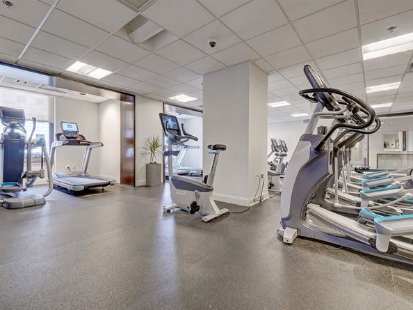 102 Christopher Columbus Dr 709, Jersey City NJ 07302