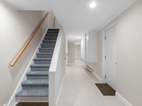 821 Bloomfield St, Hoboken NJ 07030
