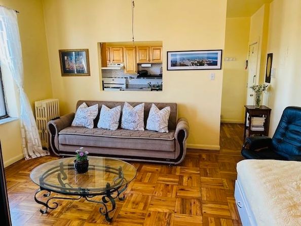 9017 Bergenwood Ave 10, North Bergen NJ 07047