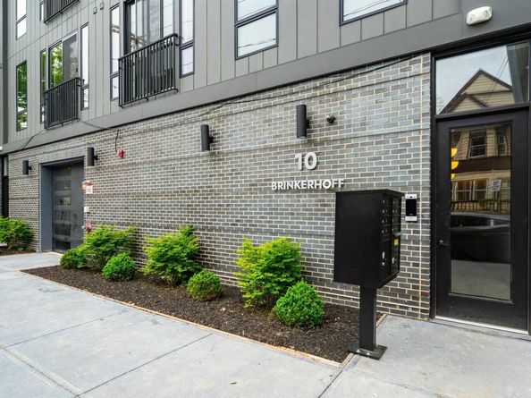 10 Brinkerhoff St 303, Jersey City NJ 07304