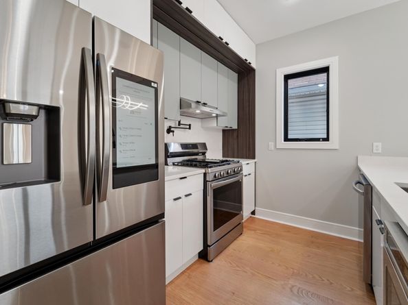 313 Lembeck Ave, Jersey City NJ 07305