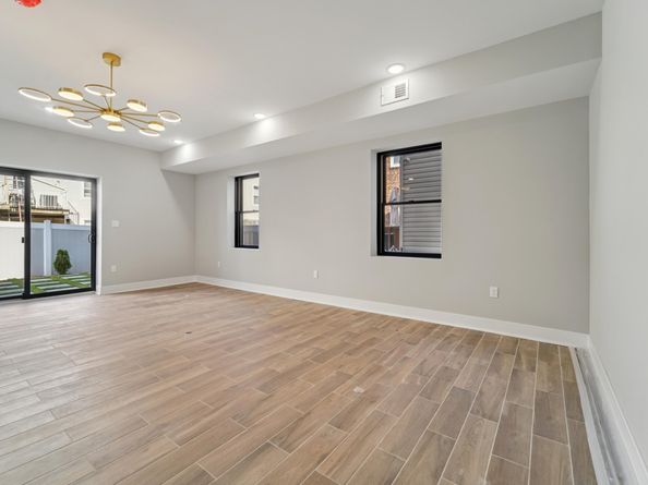 313 Lembeck Ave, Jersey City NJ 07305