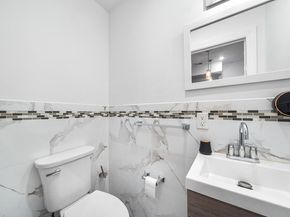 493 Mercer St 2, Jersey City NJ 07306