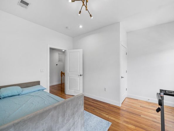 493 Mercer St 2, Jersey City NJ 07306