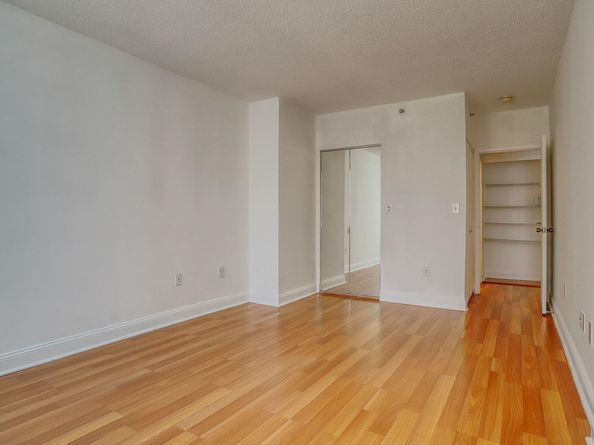 45 River Dr South 912, Jersey City NJ 07310