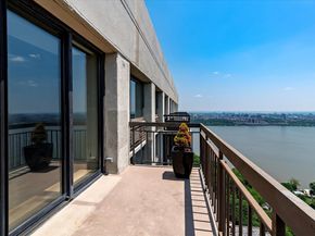 200 Old Palisade Rd PH 4/5, Fort Lee NJ 07024