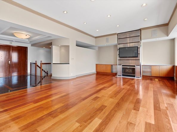 200 Old Palisade Rd PH 4/5, Fort Lee NJ 07024