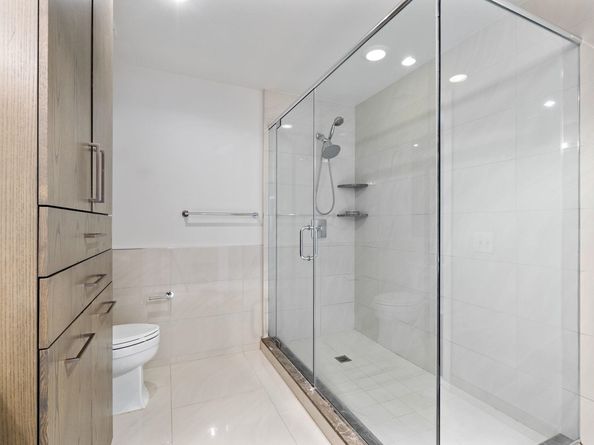 1100 Maxwell Lane PH1213, Hoboken NJ 07030