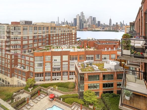 1100 Maxwell Lane PH1213, Hoboken NJ 07030