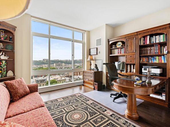 1100 Maxwell Lane PH1213, Hoboken NJ 07030