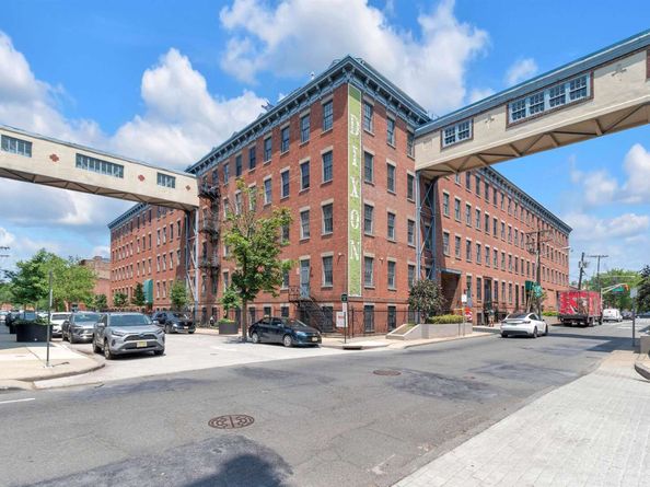 187 Wayne St 106C, Jersey City NJ 07302