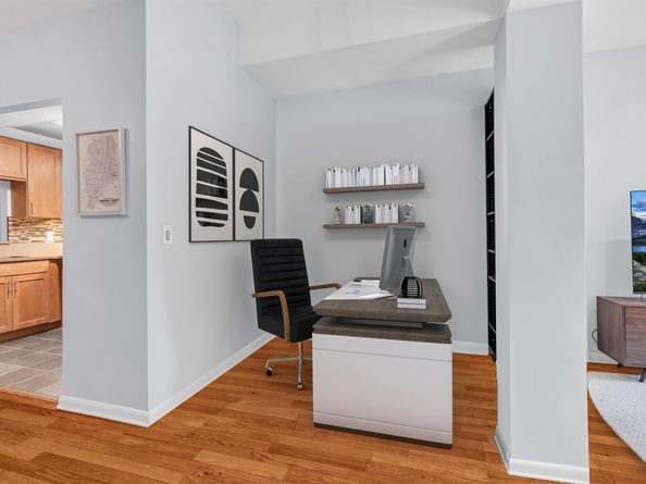 187 Wayne St 106C, Jersey City NJ 07302