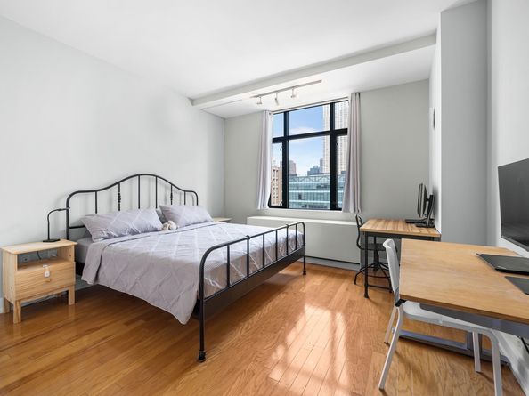 105 Greene St 1001, Jersey City NJ 07302