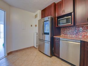 1502 Harmon Cove Tower 1502, Secaucus NJ 07094