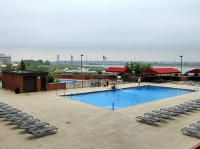 1502 Harmon Cove Tower 1502, Secaucus NJ 07094
