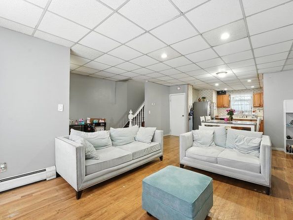 163 Lincoln St, Jersey City NJ 07307