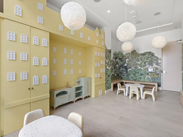 43 Provost St 9N, Jersey City NJ 07302