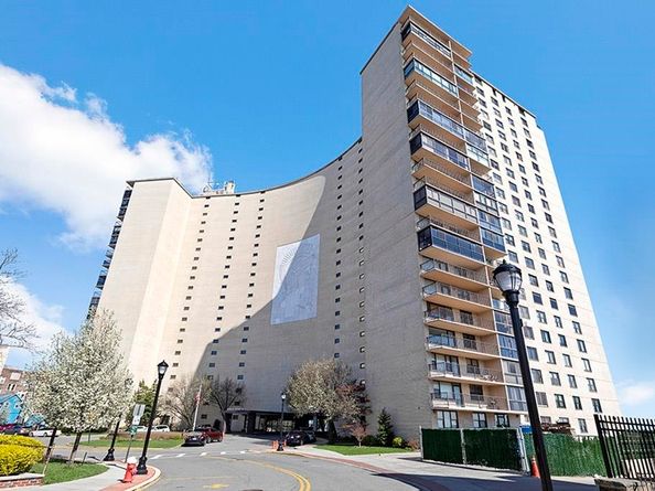 380 Mountain Rd 1314, Union City NJ 07087