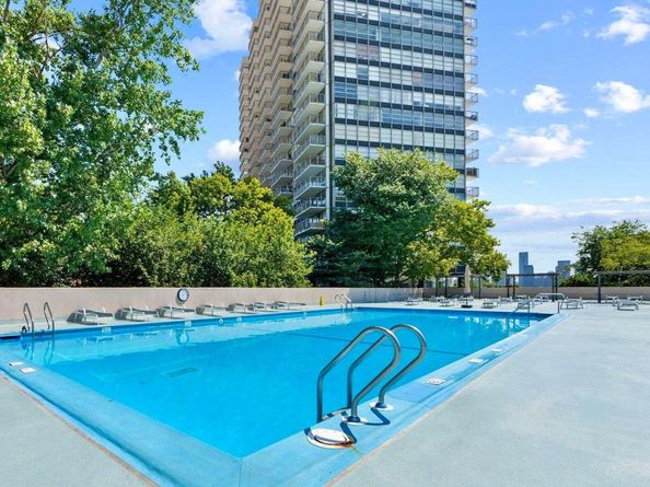 6040 Blvd East 6B, West New York NJ 07093