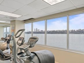 344 The Promenade 344, Edgewater NJ 07020