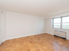 6600 Blvd East 19L, West New York NJ 07093