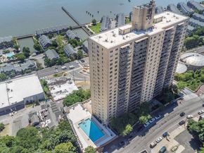 6600 Blvd East 19L, West New York NJ 07093