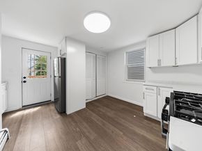 12 Prospect Ave, Bayonne NJ 07002