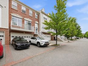 7 Atlas Ct, Jersey City NJ 07305