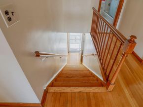 7105 Durham Ave, North Bergen NJ 07047-4570