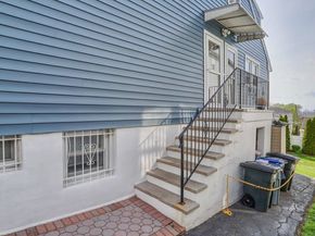 7105 Durham Ave, North Bergen NJ 07047-4570