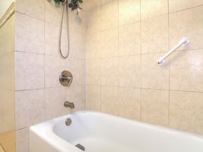 7105 Durham Ave, North Bergen NJ 07047-4570