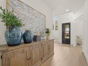 1827 Chantilly Lane, Houston TX 77018