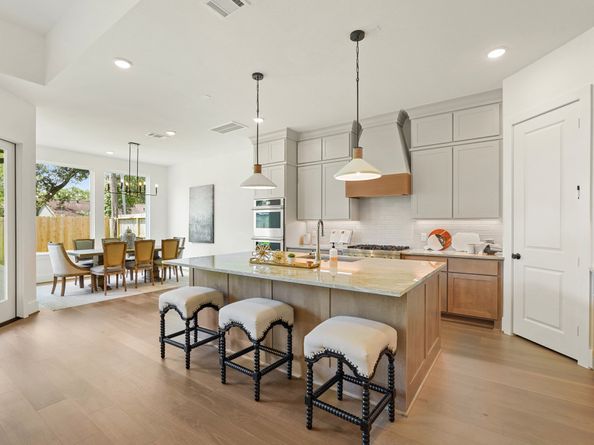 1827 Chantilly Lane, Houston TX 77018