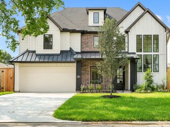 1827 Chantilly Lane