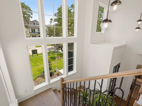 1827 Chantilly Lane, Houston TX 77018