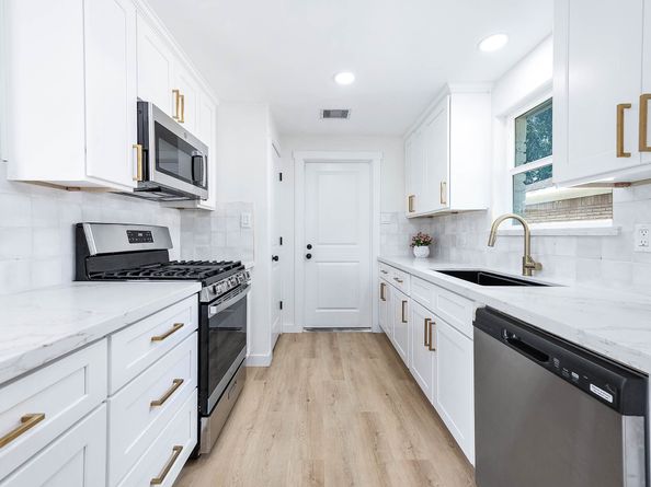 5730 Alvarado Drive, Houston TX 77035