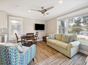 320 W 10th Street, Houston TX 77008