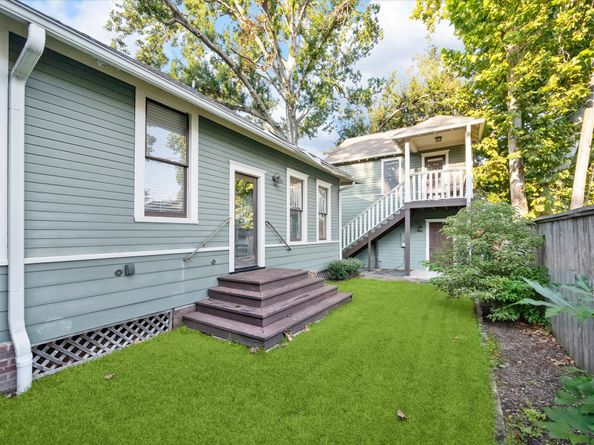 320 W 10th Street, Houston TX 77008
