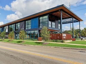 320 W 10th Street, Houston TX 77008