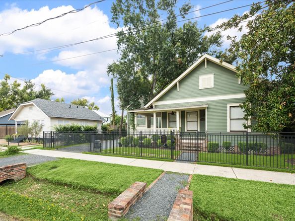 320 W 10th Street, Houston TX 77008