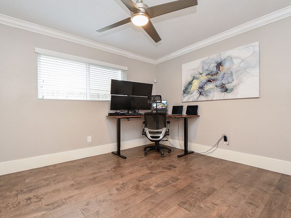 5507 S Braeswood Boulevard, Houston TX 77096
