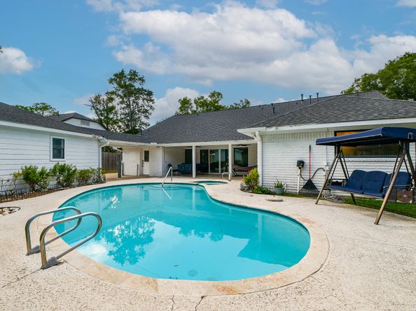5507 S Braeswood Boulevard, Houston TX 77096