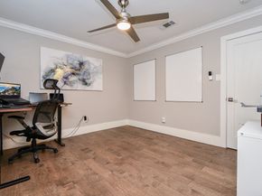 5507 S Braeswood Boulevard, Houston TX 77096