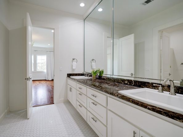 2027 Branard Street, Houston TX 77098