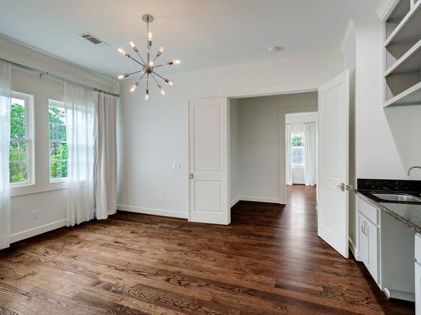 2027 Branard Street, Houston TX 77098