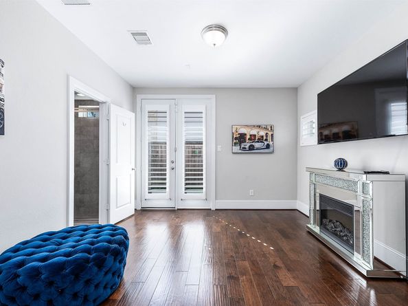 11027 Acorn Falls Drive, Houston TX 77043