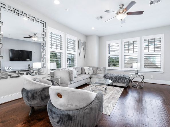 11027 Acorn Falls Drive, Houston TX 77043