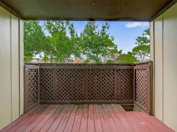 1500 Bay Area Boulevard 332, Houston TX 77058