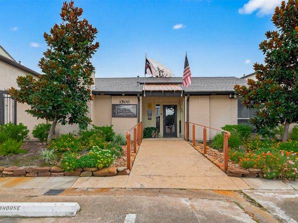 1500 Bay Area Boulevard 332, Houston TX 77058